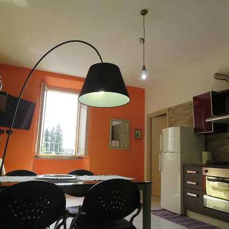 Tra Milano E Appartement